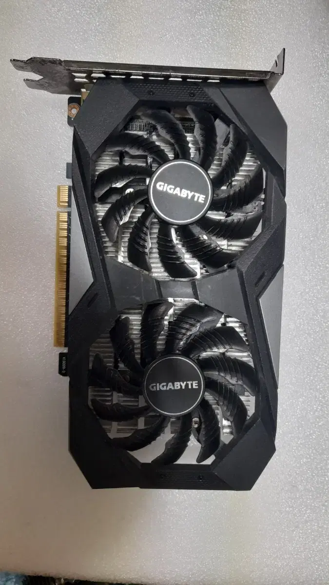 GTX1650 4GB 그래픽카드